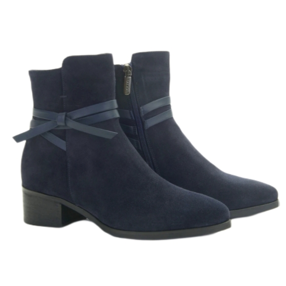 Italeau Shoes - Italeau Donata Booties Weatherproof Blue Leather Sz 8 New Without Box